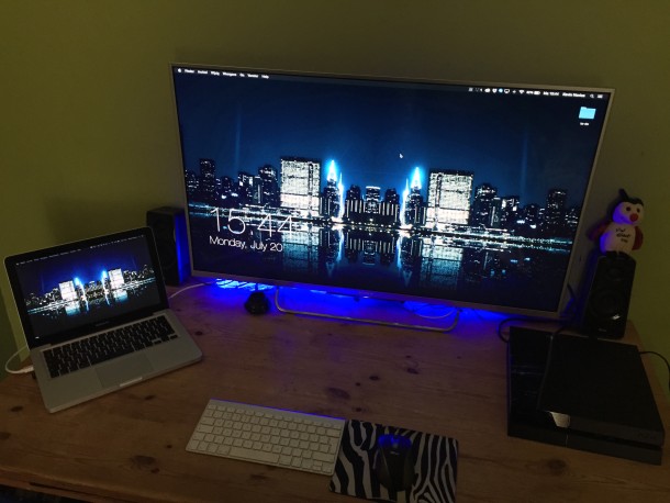 MacBook Pro con pantalla de TV