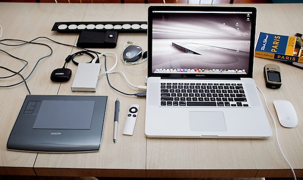 estación de edición portátil macbook pro