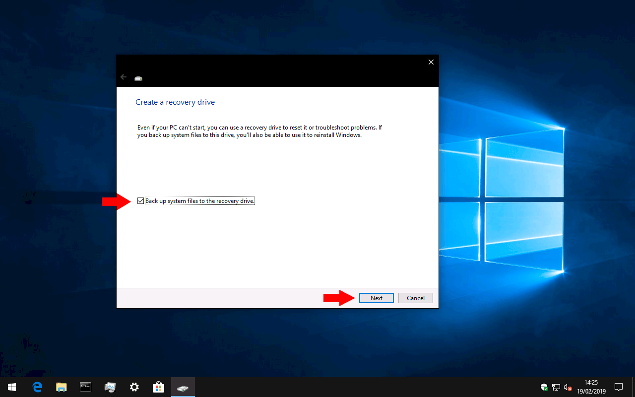 Captura de pantalla de la creación de una unidad de recuperación en Windows 10