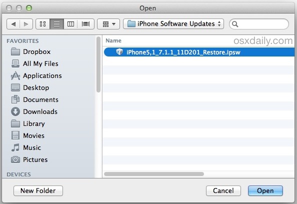 Seleccione el archivo IPSW iOS 7 que desea degradar