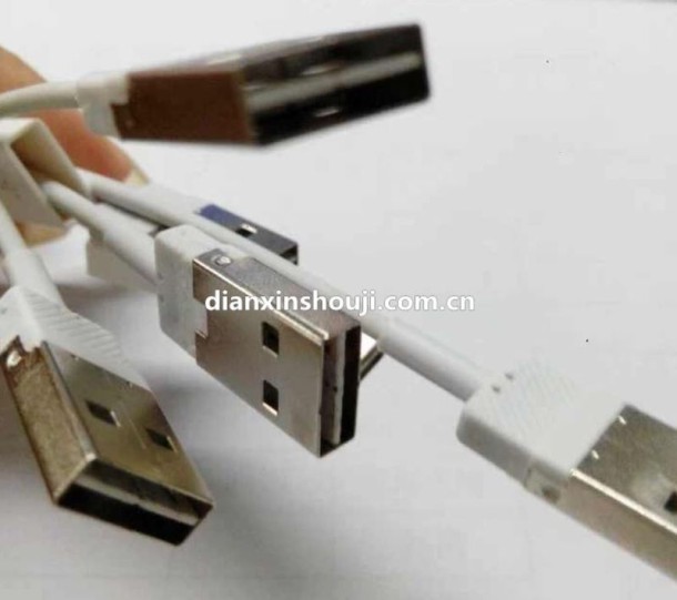 Cable USB relámpago reversible