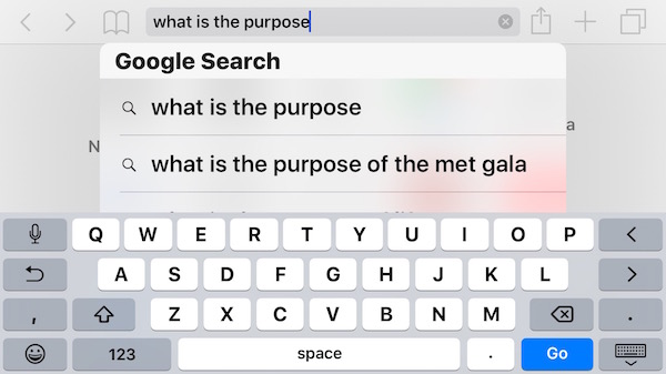 Ejemplo de sugerencias de búsqueda de Safari habilitadas