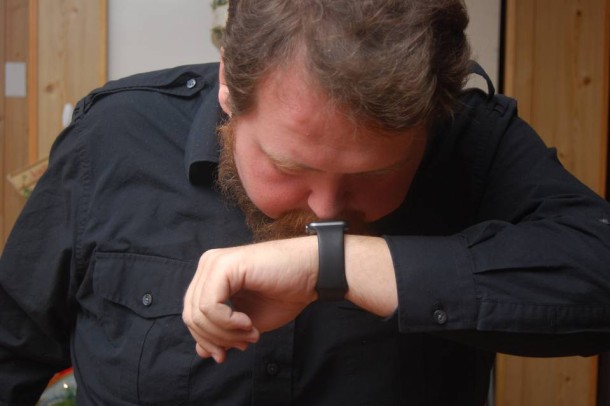 Usar una nariz para interactuar con el Apple Watch
